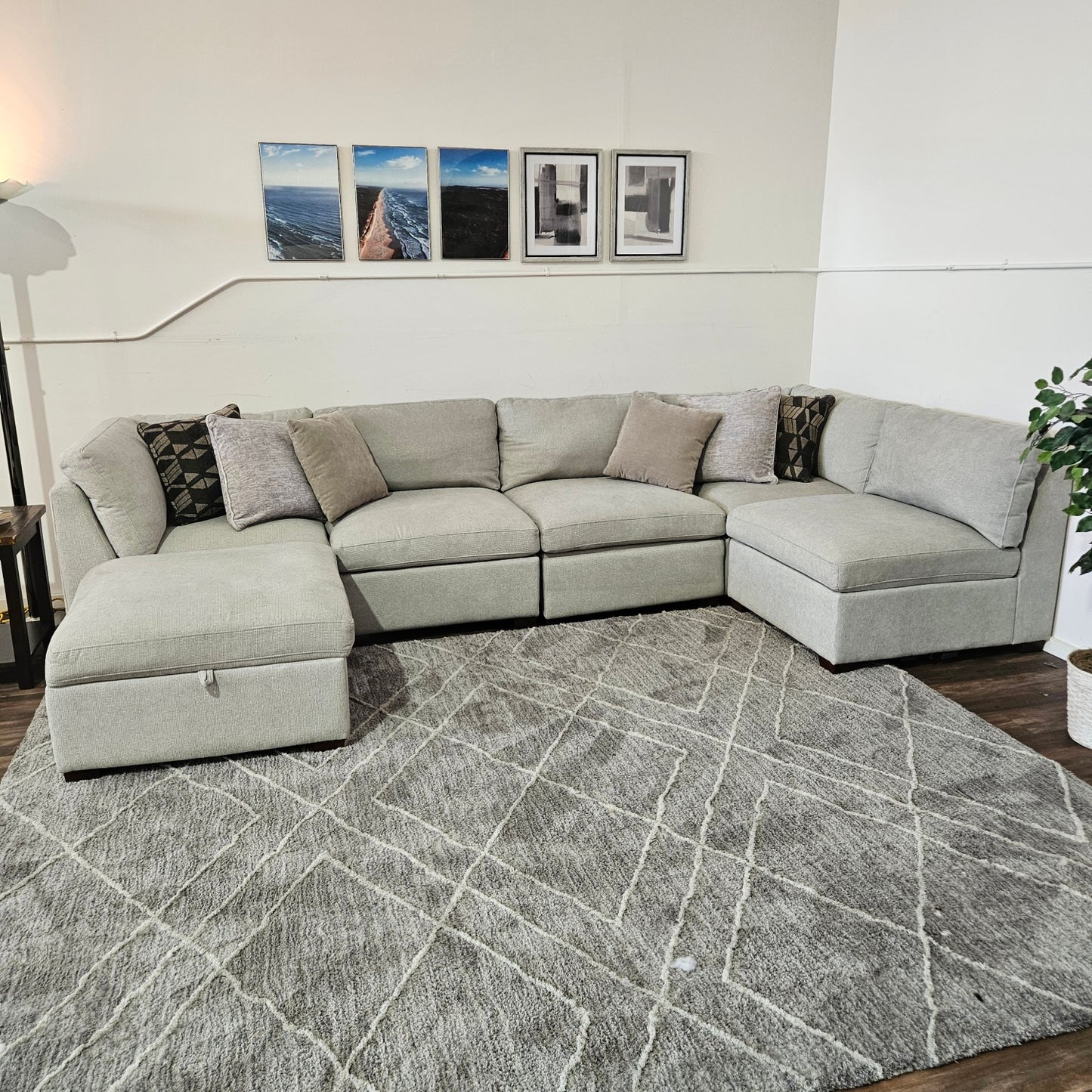 Thomasville Power Footrest Sectional Couch - FREE DELIVERY