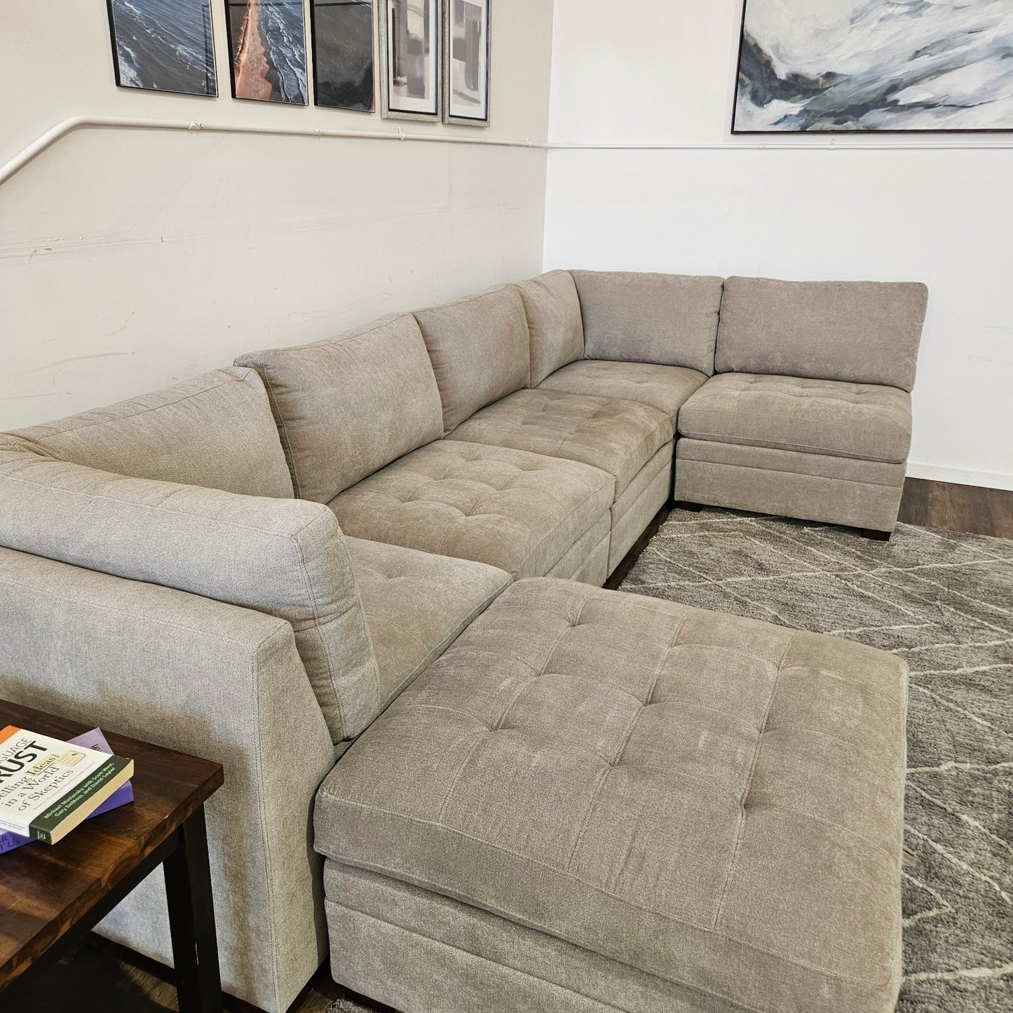 Tisdale Thomasville Sectional Modular - FREE DELIVERY