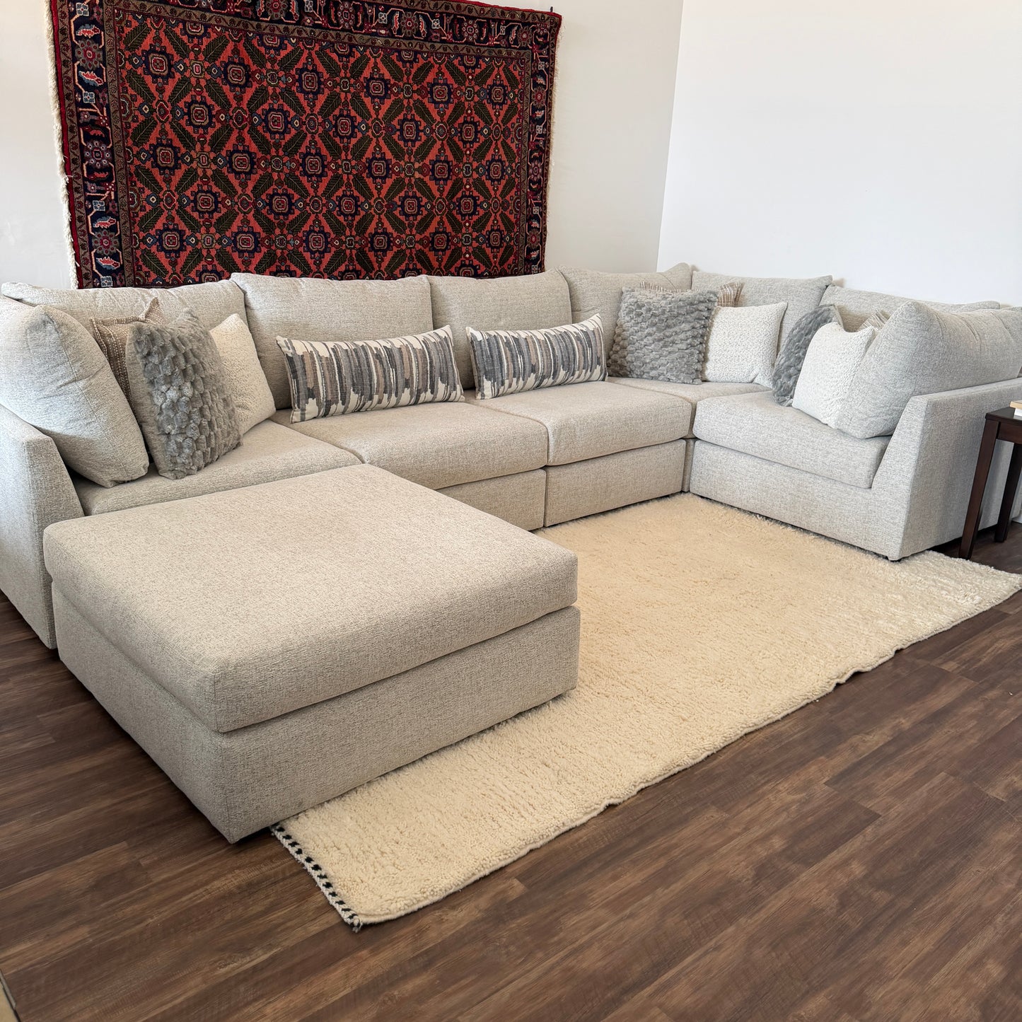 Mckenzie 6 Piece Modular Sectional