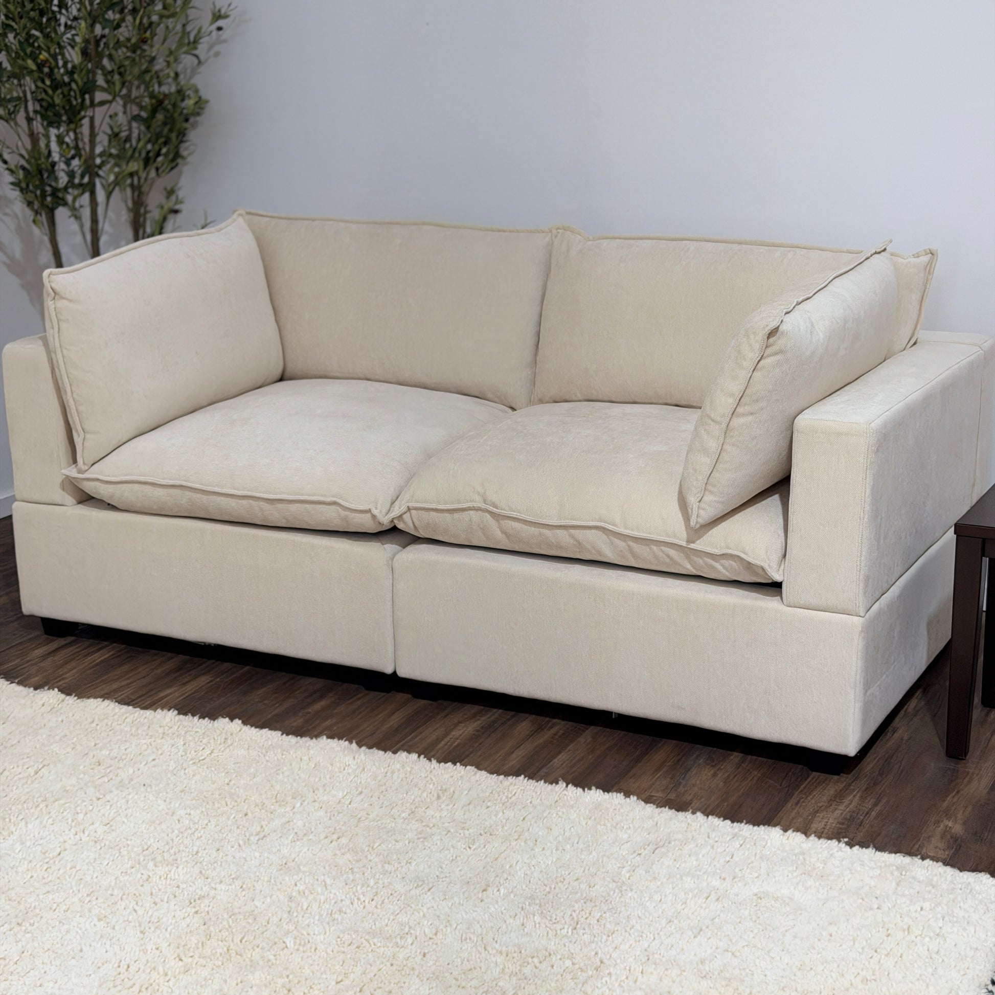 Color:CREAM CHENILLE