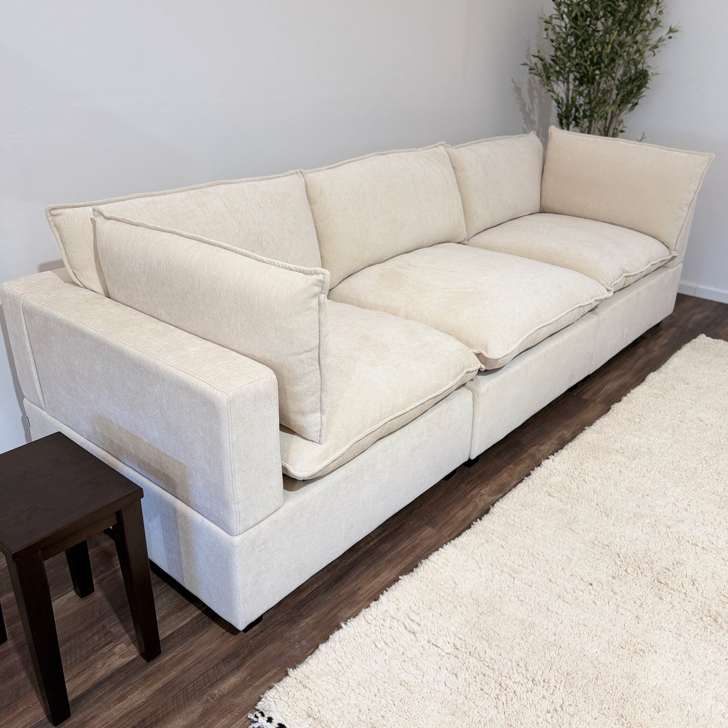 color:Cream Chenille