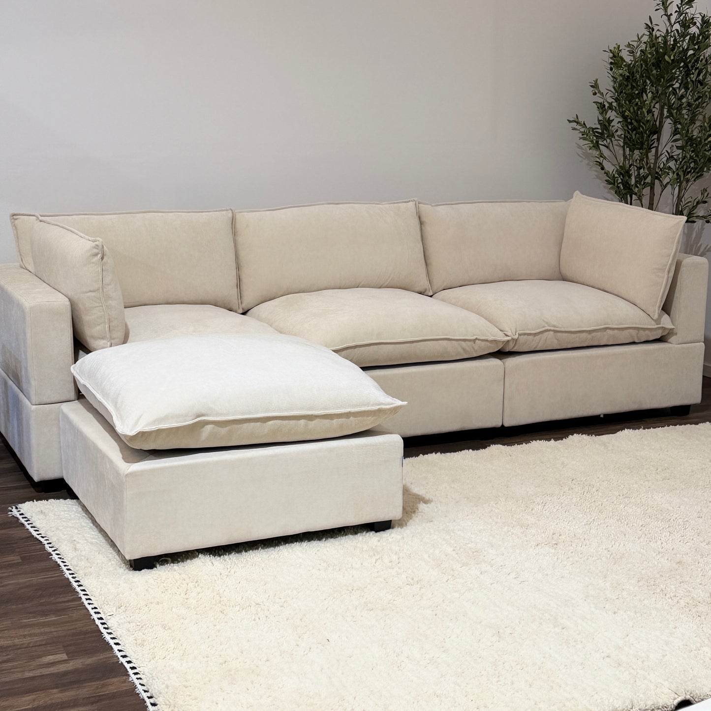 color:Cream Chenille