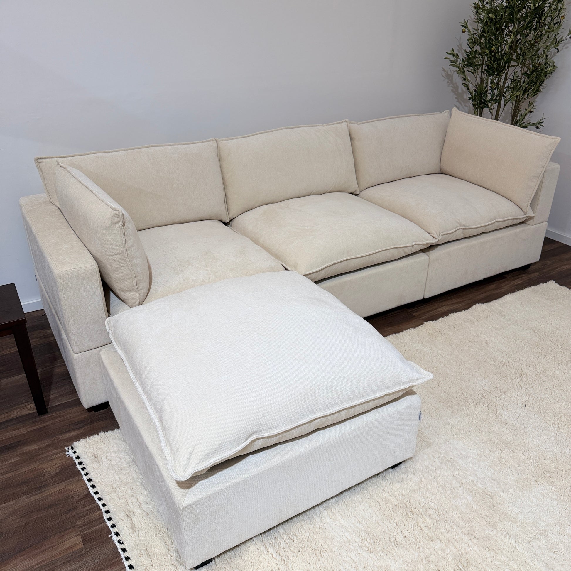 color:Cream Chenille