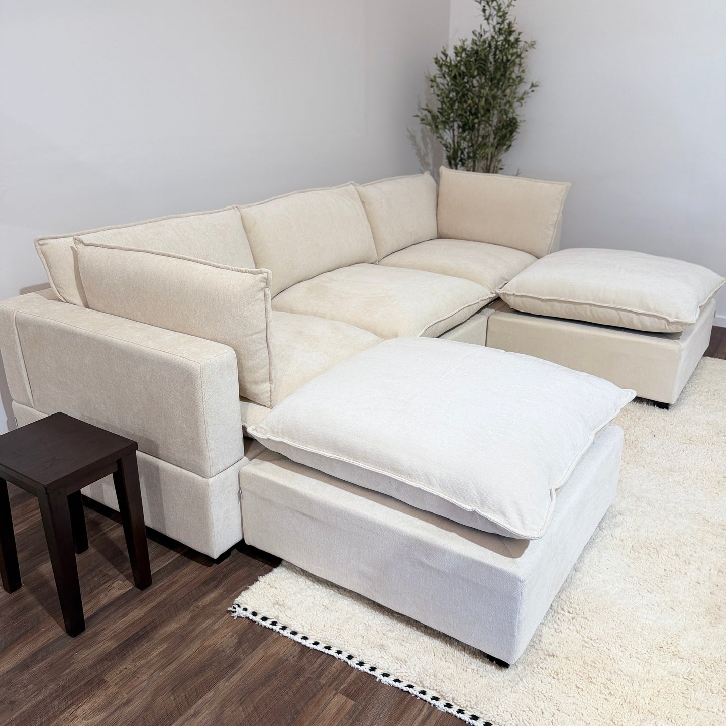 color:Cream Chenille