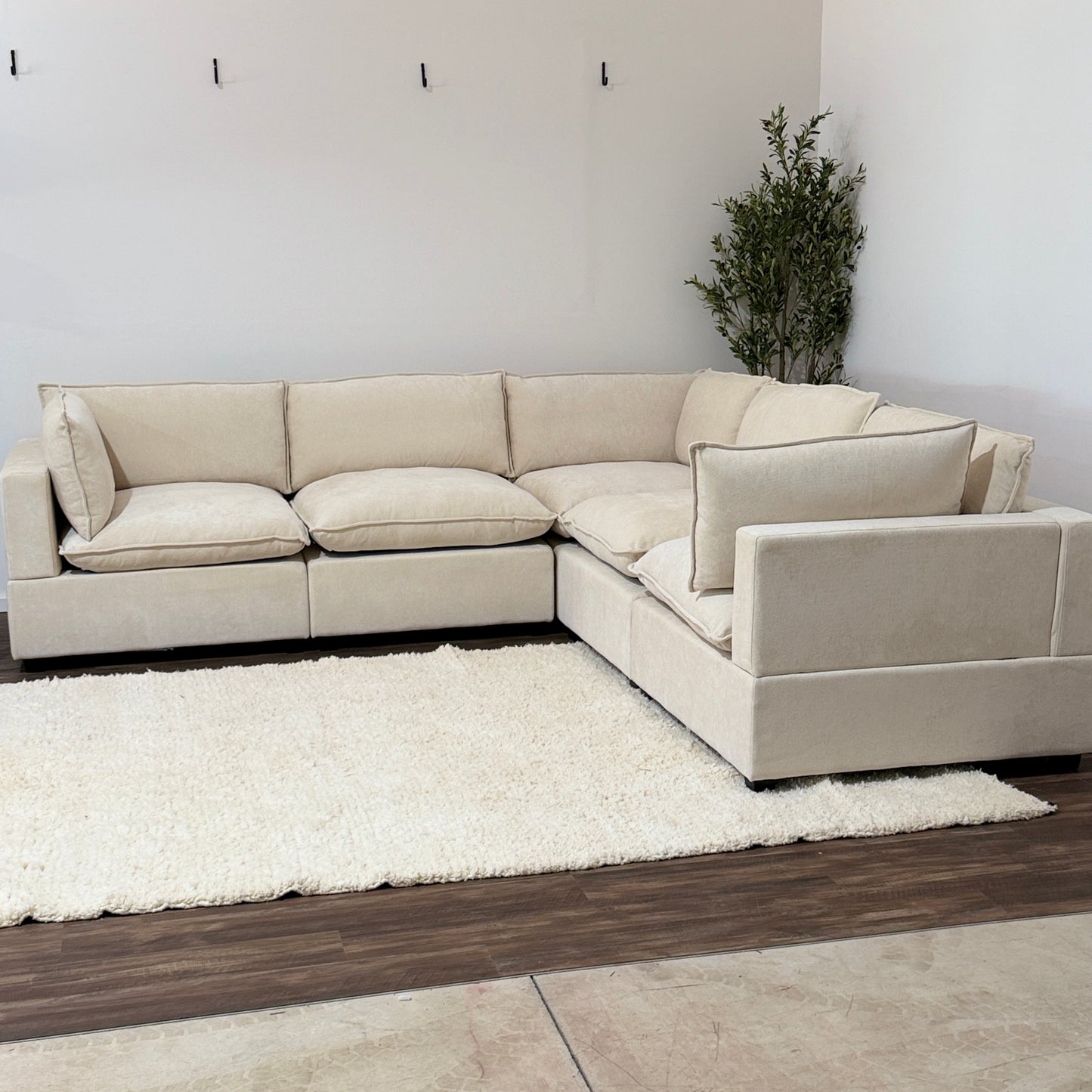 Luna Modular Sectional