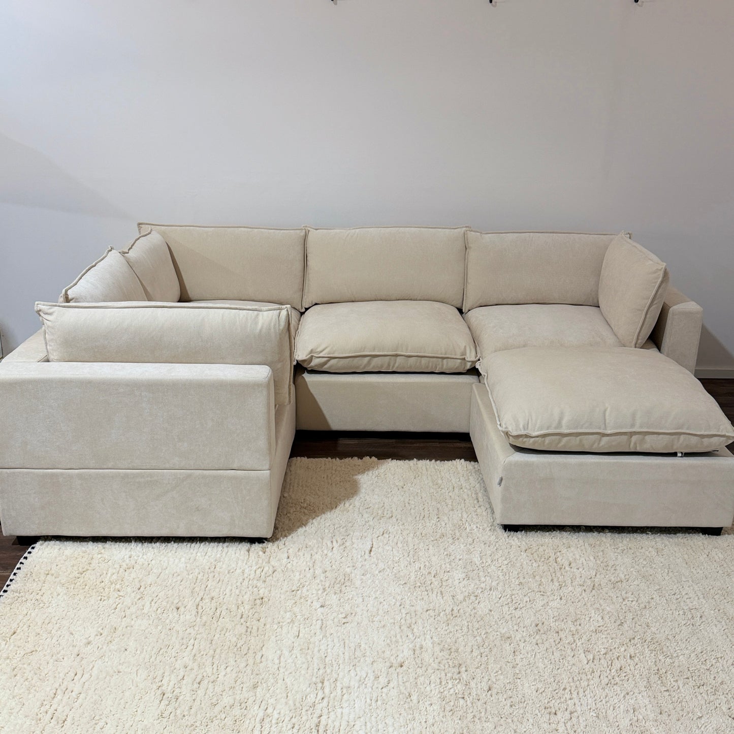 color:Cream Chenille