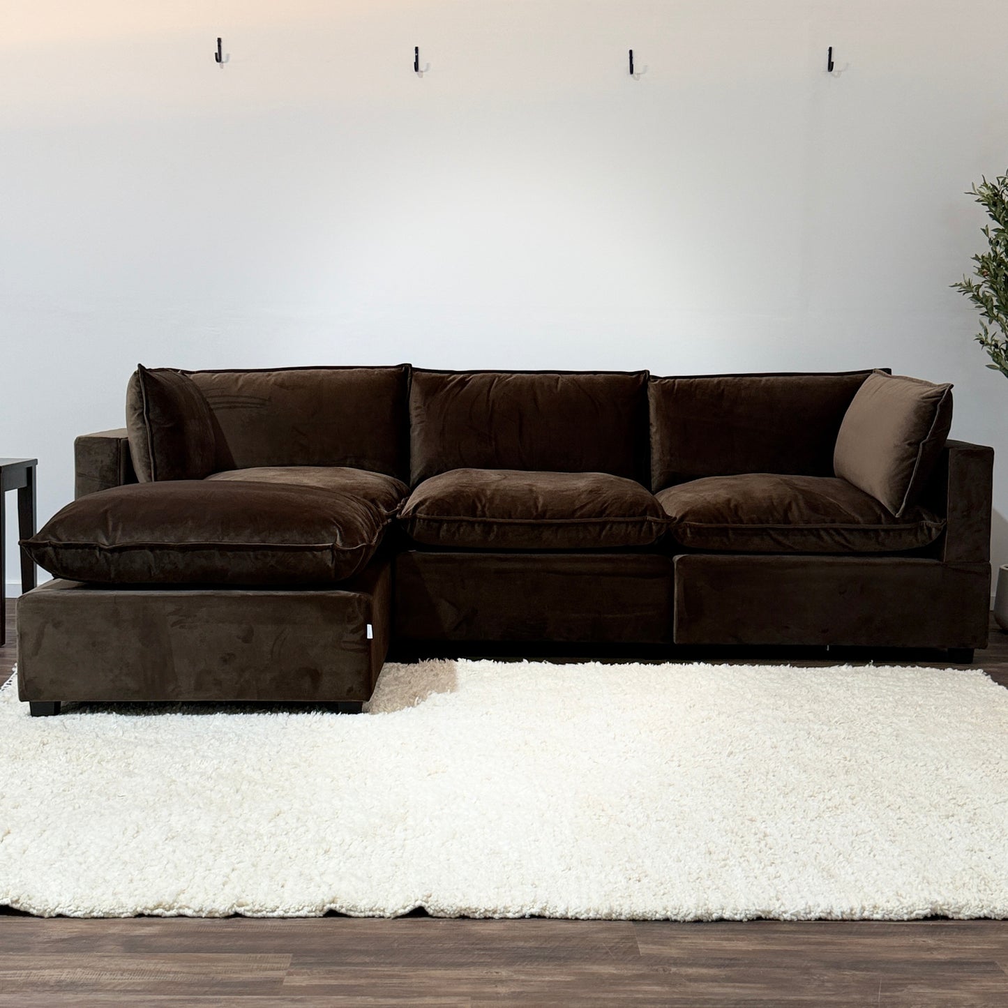 CHOCOLATE BROWN PERFORMANCE VELVET