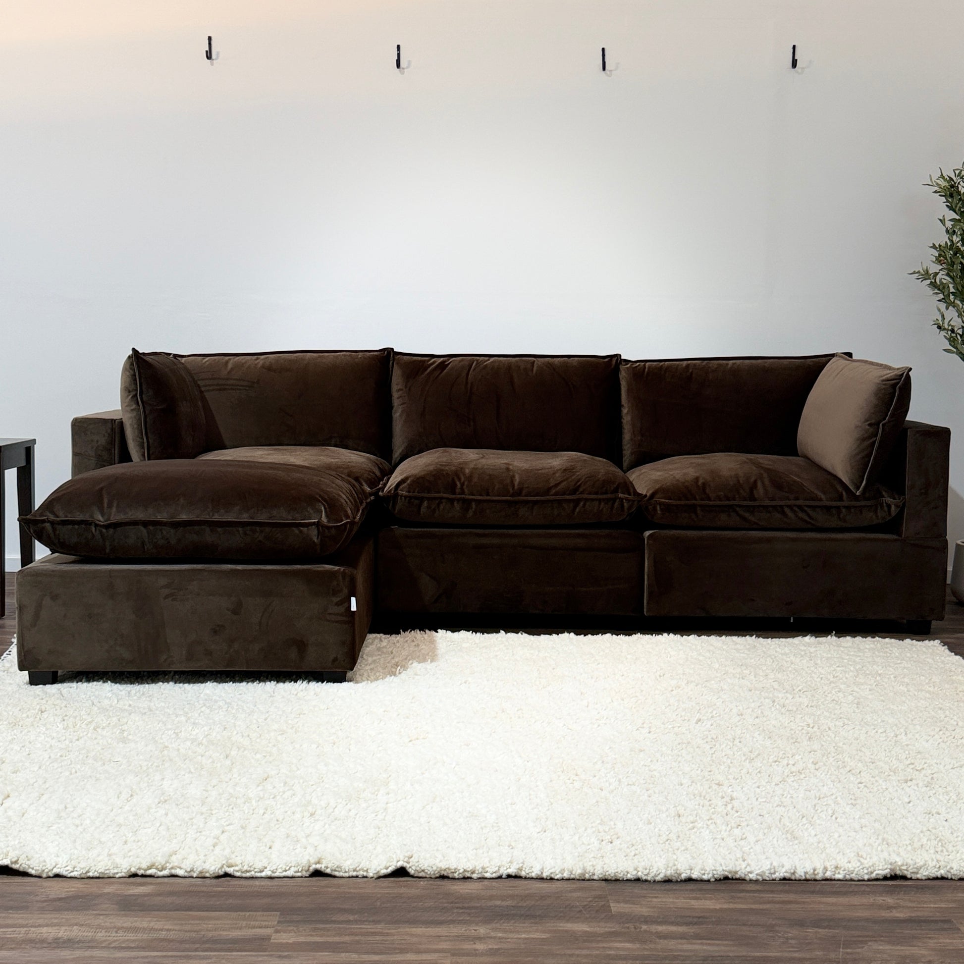 CHOCOLATE BROWN PERFORMANCE VELVET