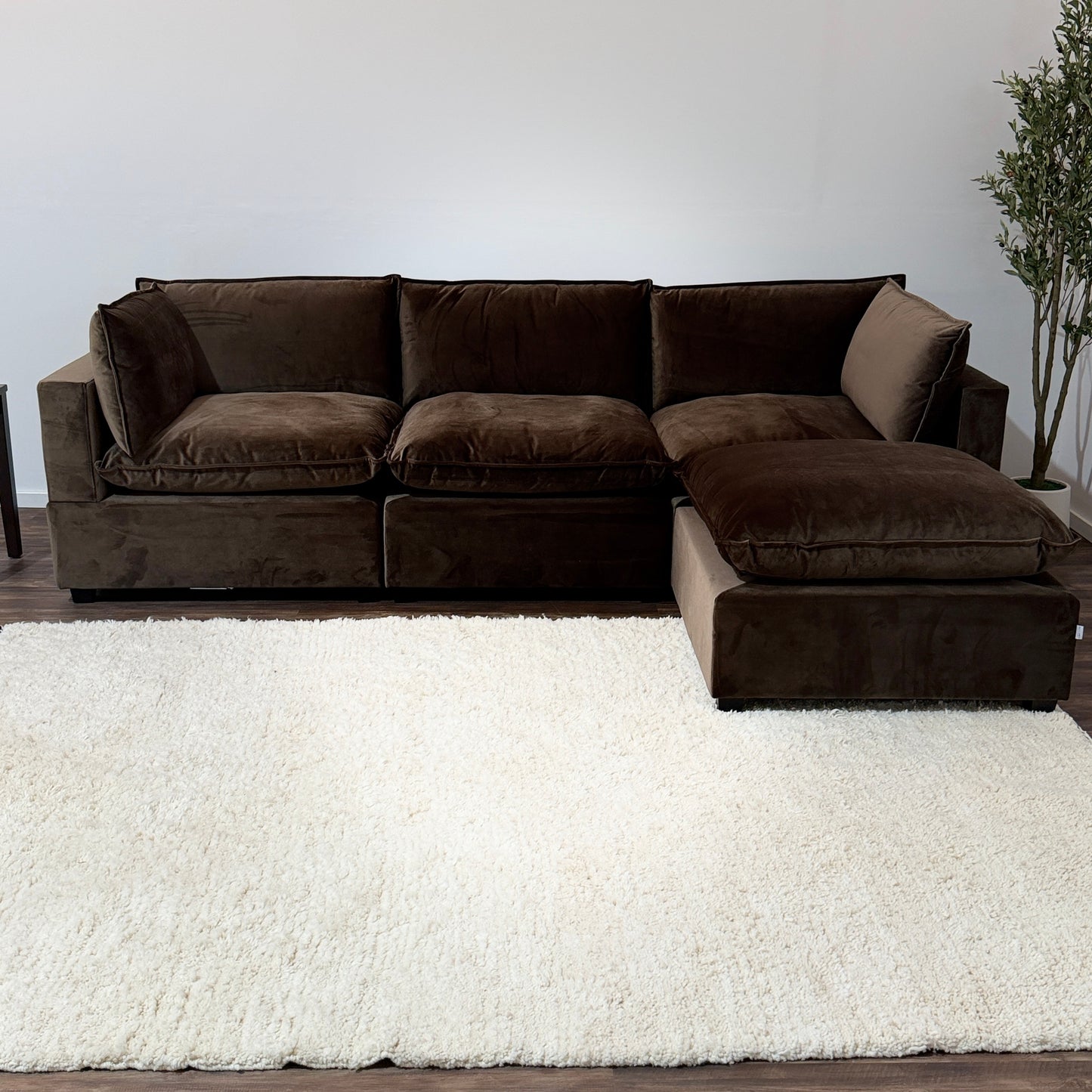 CHOCOLATE BROWN PERFORMANCE VELVET