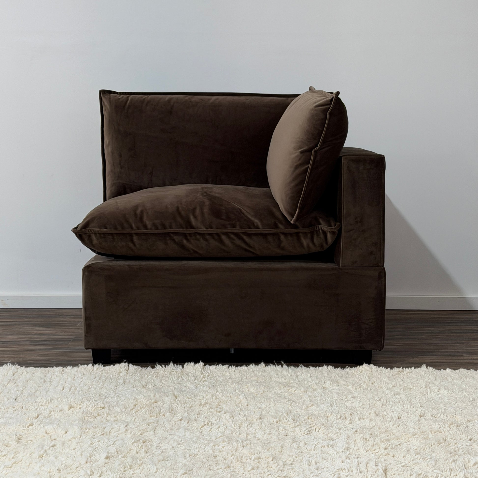 CHOCOLATE BROWN PERFORMANCE VELVET