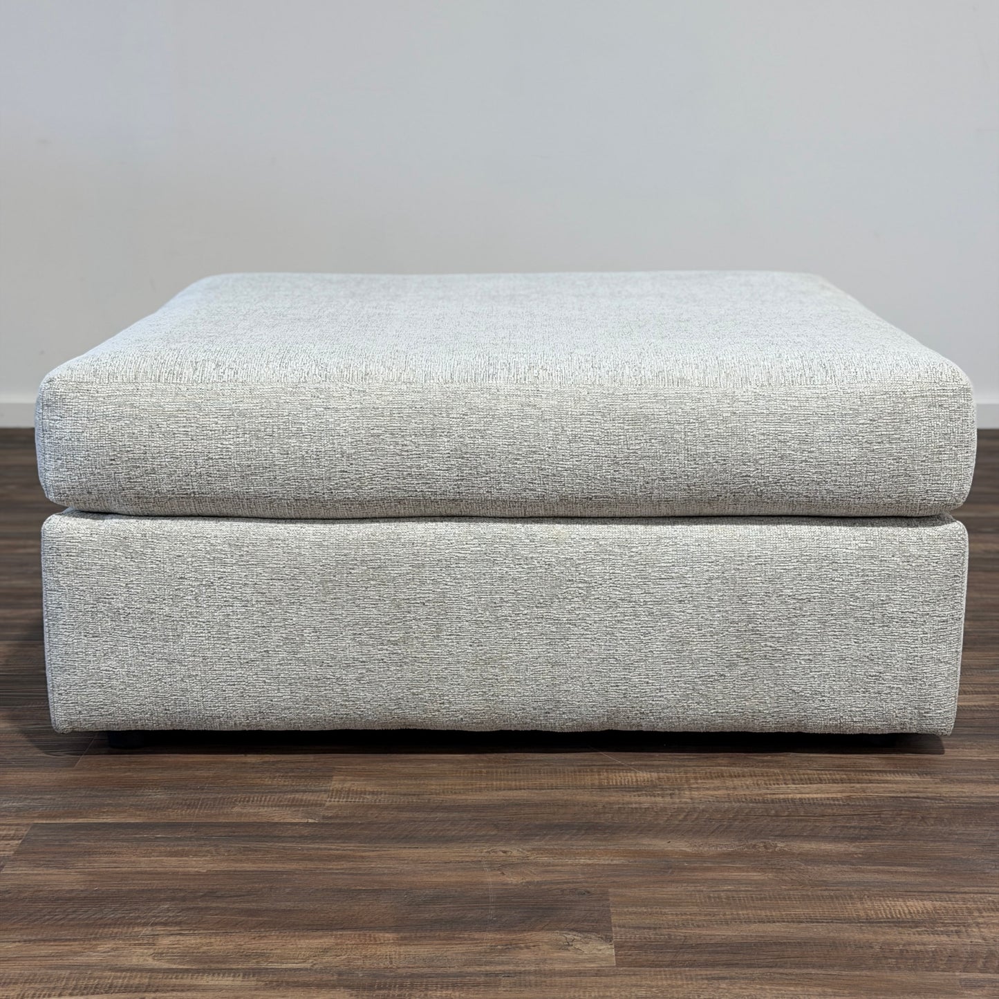 Mckenzie Ottoman