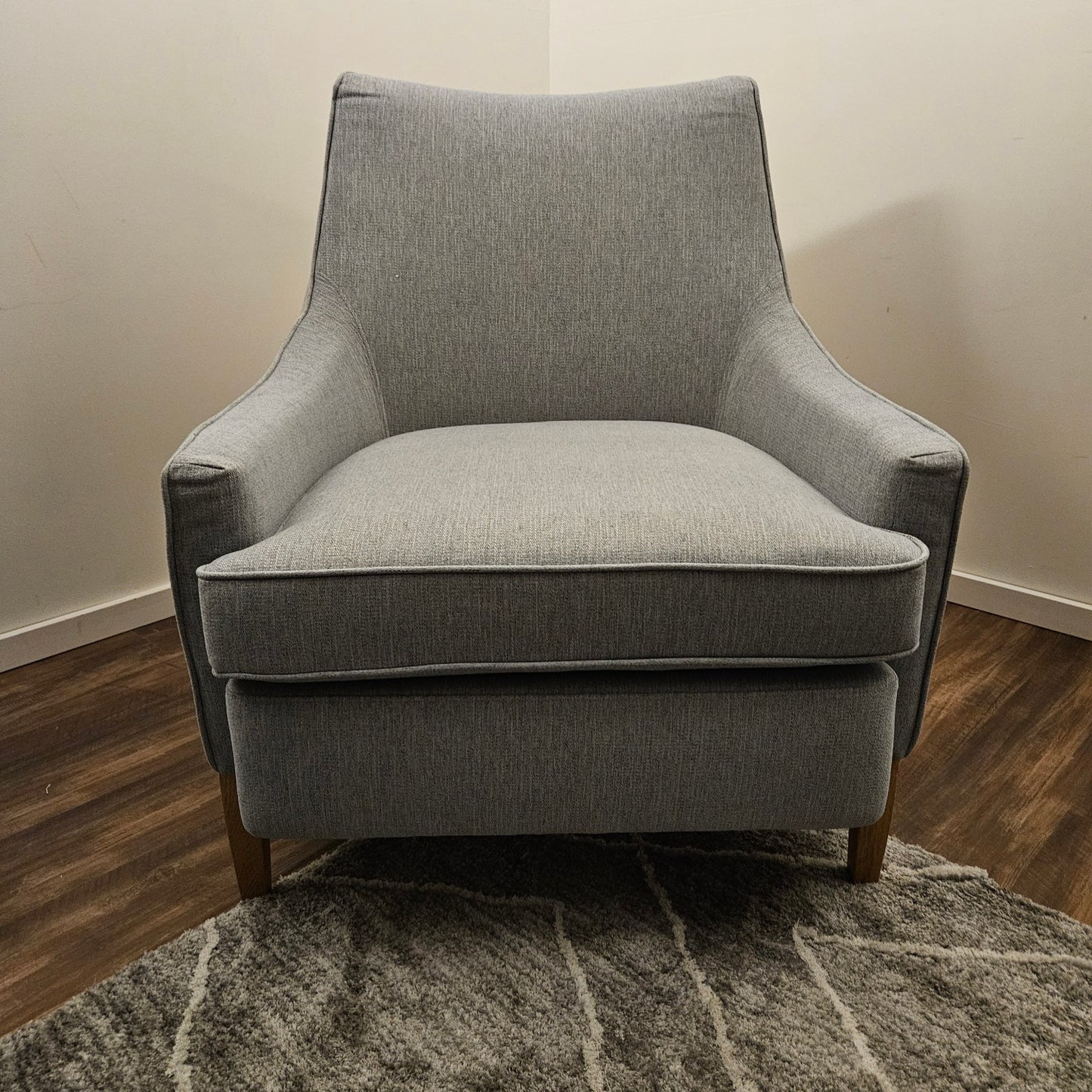 Beautiful Accent Chair - Free Delivery