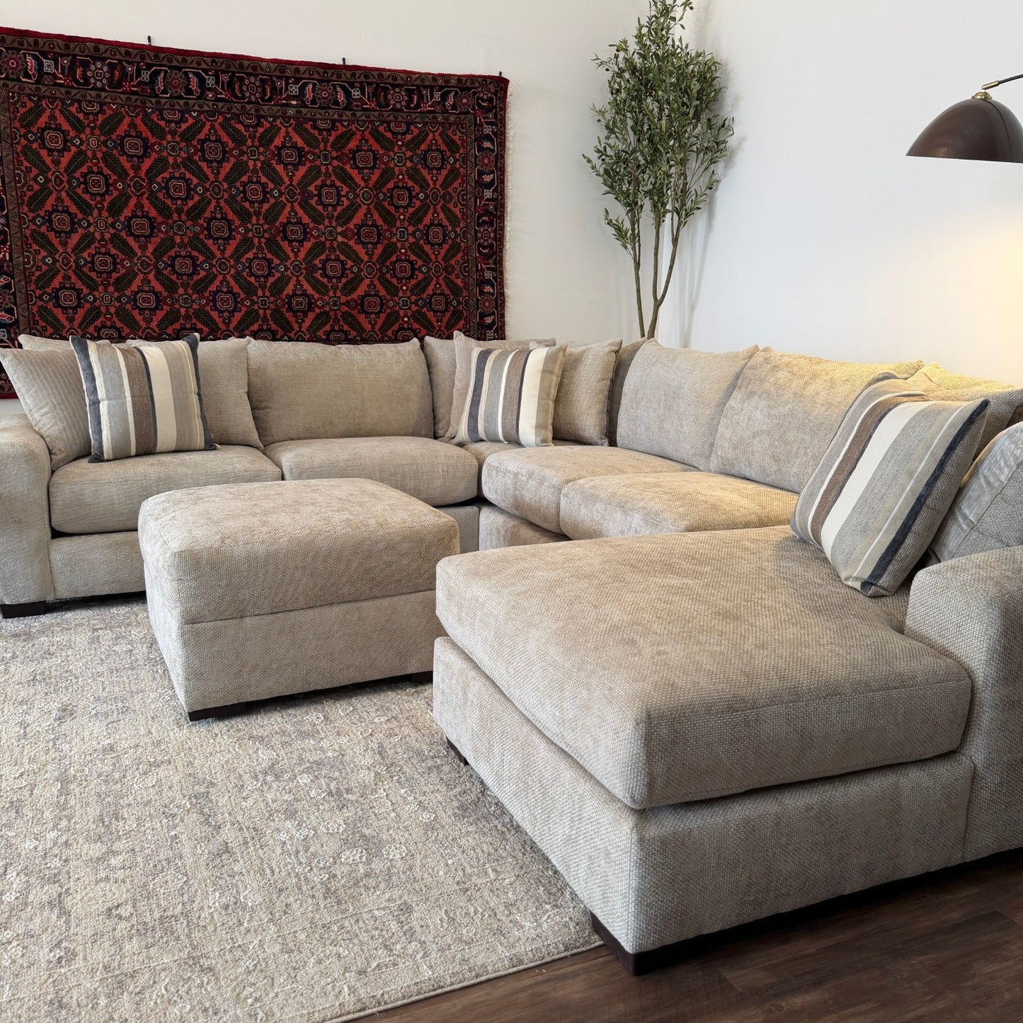Willamette Sectional With Chaise and Ottoman
