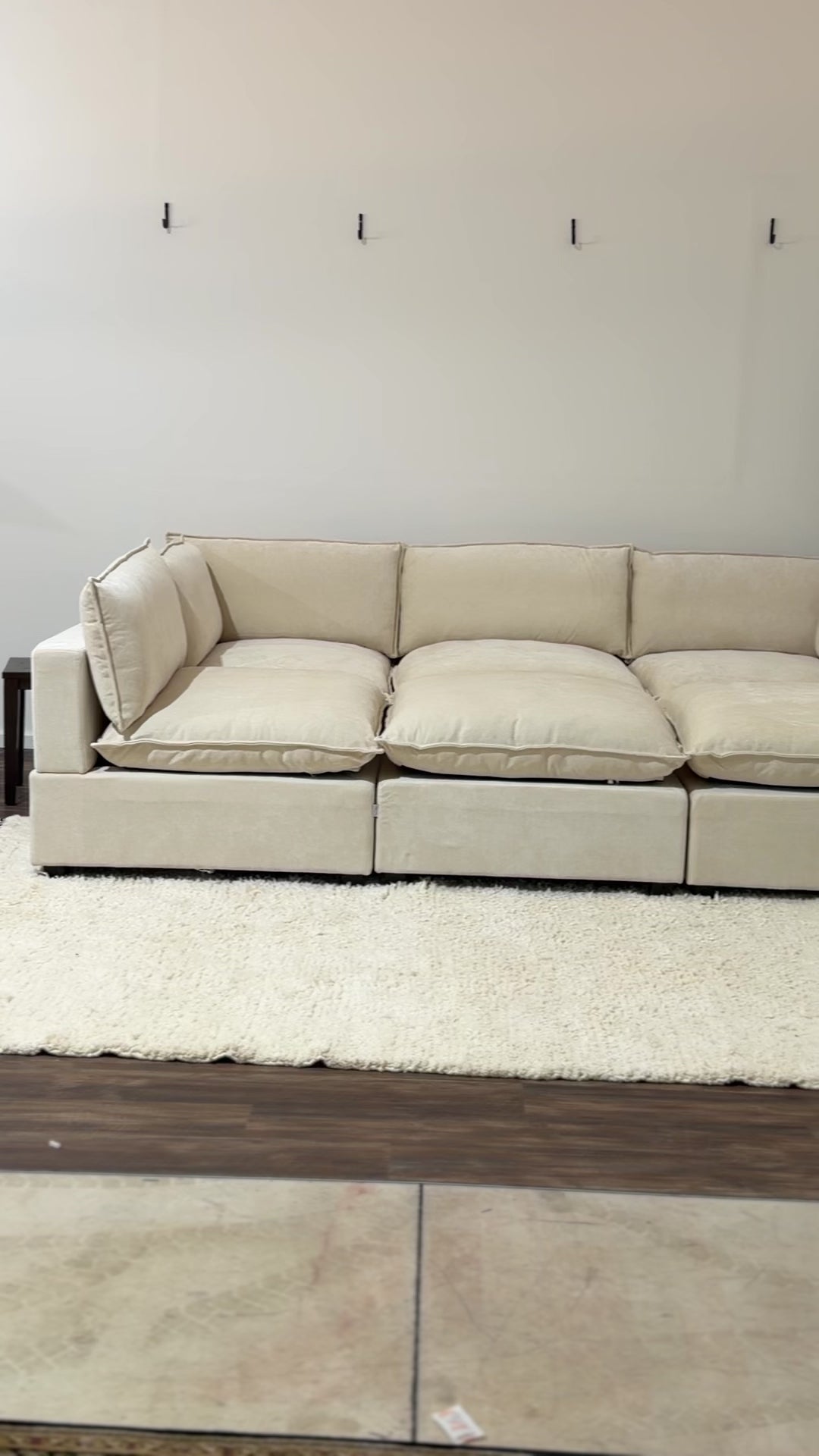 color:Cream Chenille