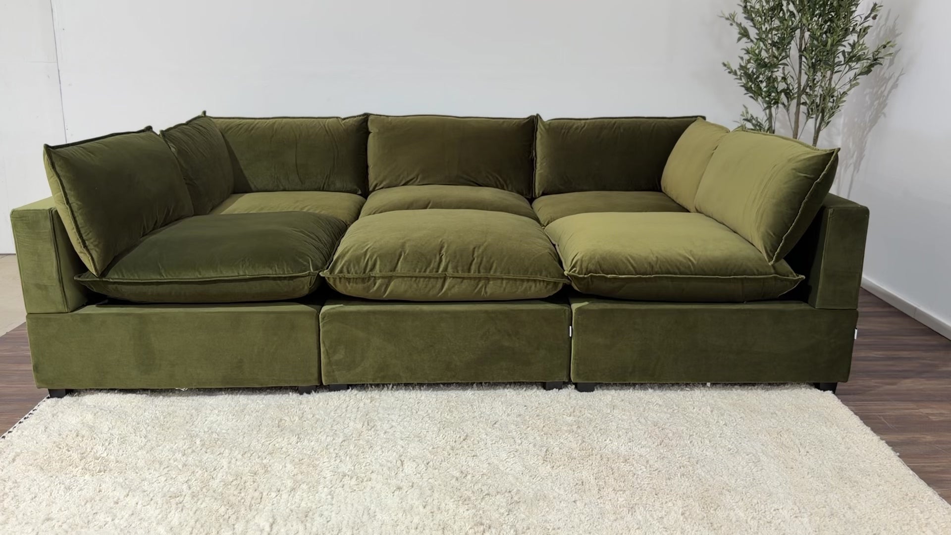Color:SAGE GREEN PERFORMANCE VELVET