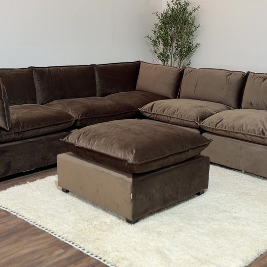 CHOCOLATE BROWN PERFORMANCE VELVET